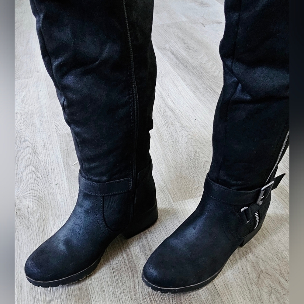 Size 7 Kohl's Stonecrop Black Knee-High Boots - Picture 7 of 8